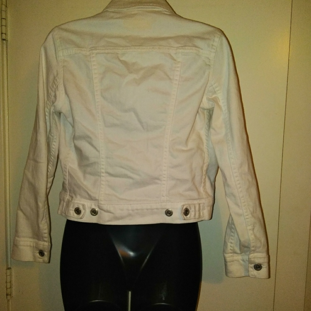 Jean Jacket - Picture 6 of 6